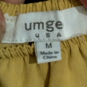 Beautiful yellow dress in excellent condition